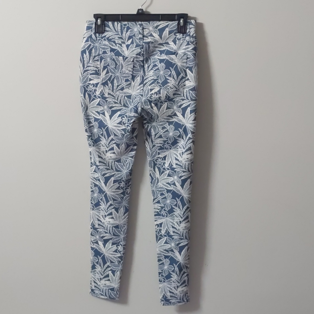 Pants - Picture 2 of 4